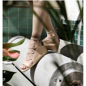 LD TUTTLE The SLIP Sandal Size 38 Hidden Wedge Strappy Gladiator BLACK